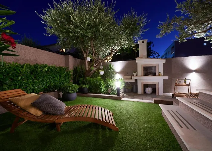 Demonta Вілла Трогір