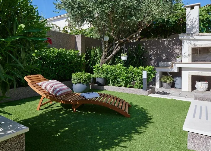 Вілла Demonta *